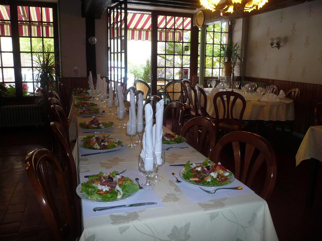 Auberge Bourbonnaise Lurcy-Levis Екстер'єр фото