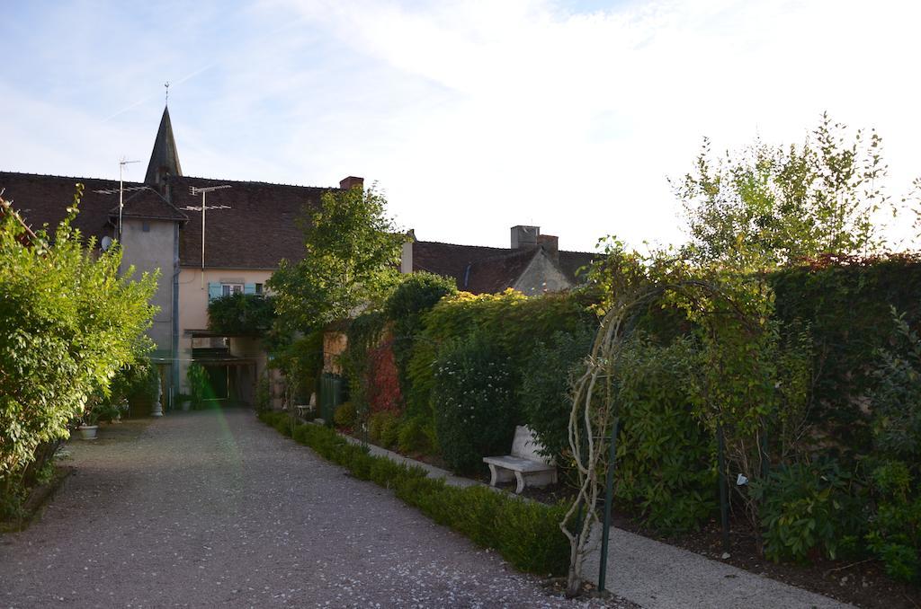 Auberge Bourbonnaise Lurcy-Levis Екстер'єр фото