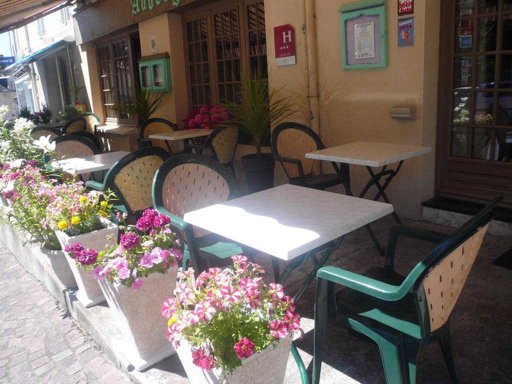 Auberge Bourbonnaise Lurcy-Levis Екстер'єр фото